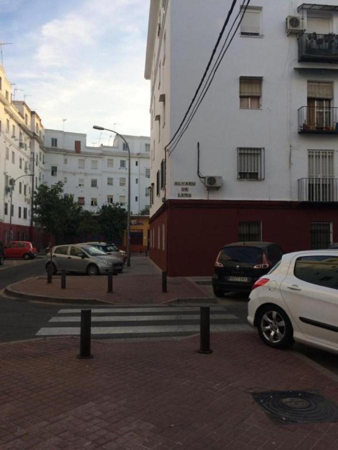 Ferienwohnung Women Only - Solo Mujeres Sevilla Exterior foto